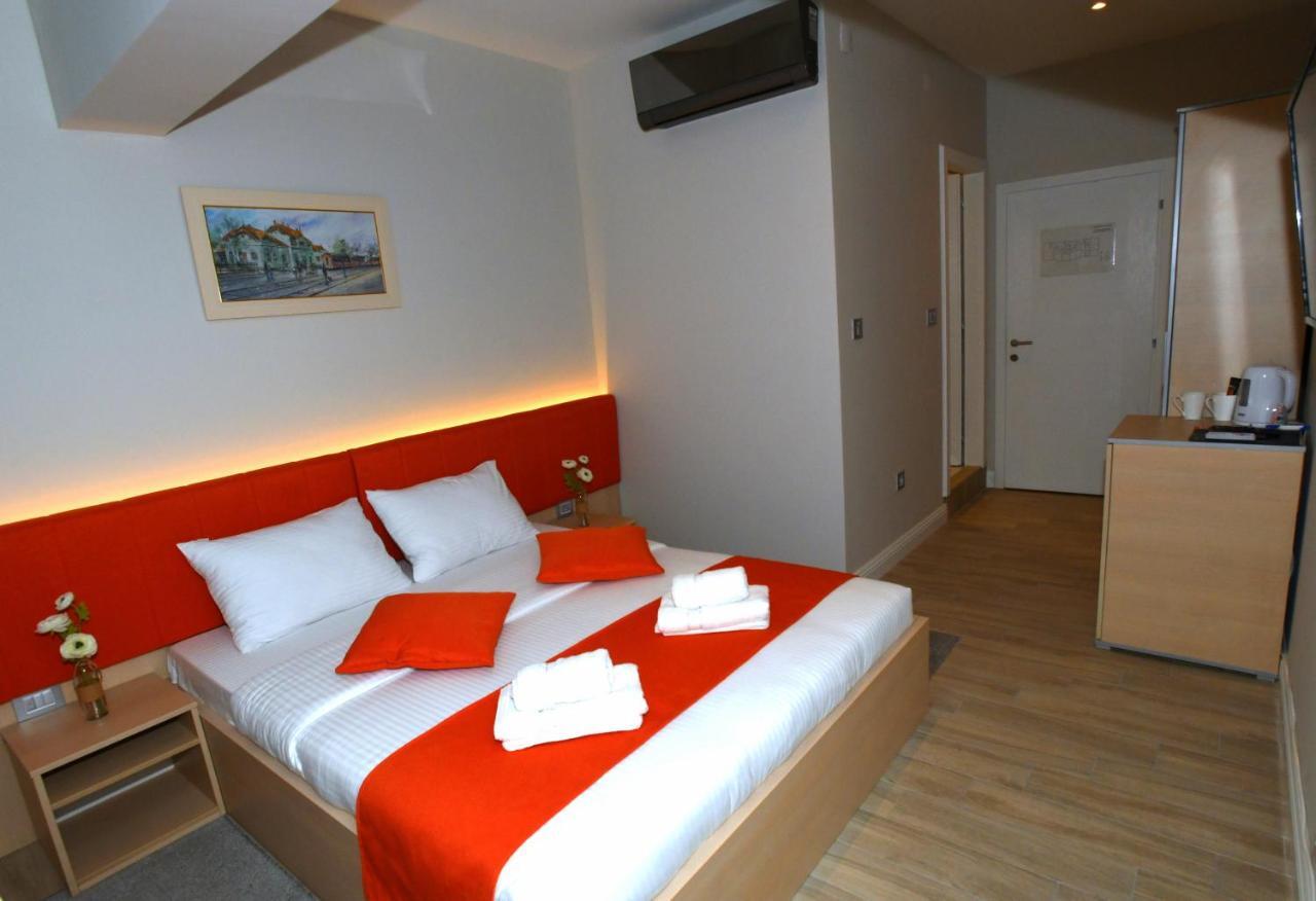 President Aparthotel Cacak Exterior photo